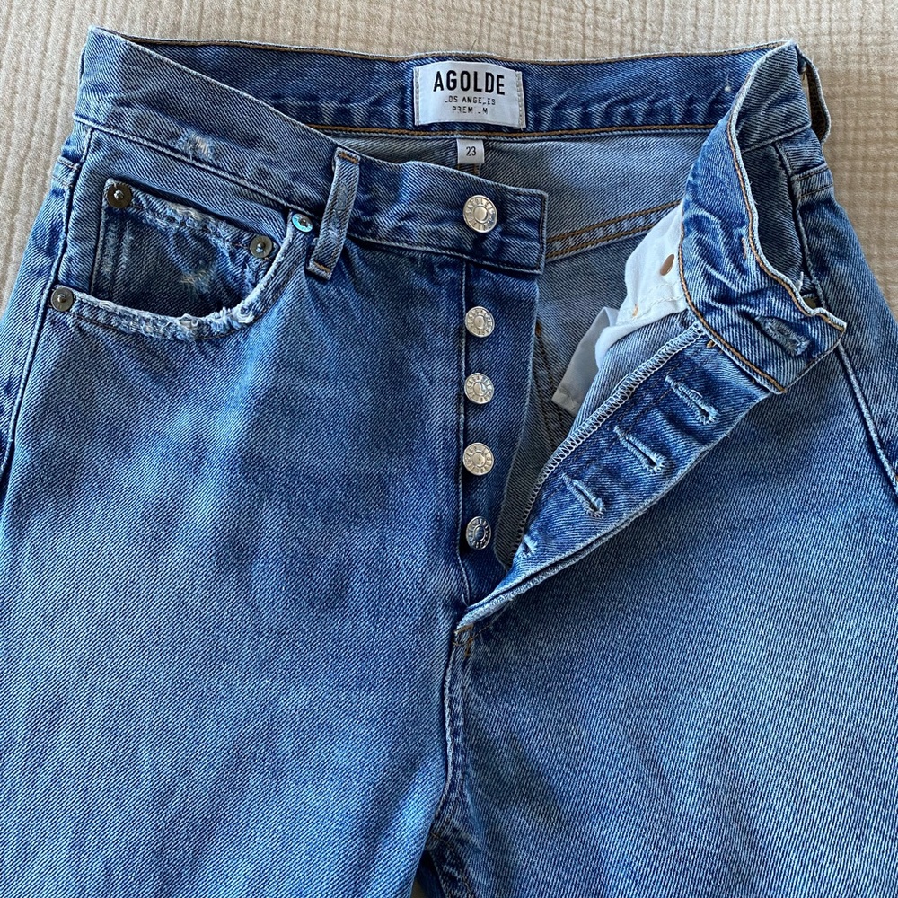 Agolde feel good jeans size 23. Tailored from the legs.